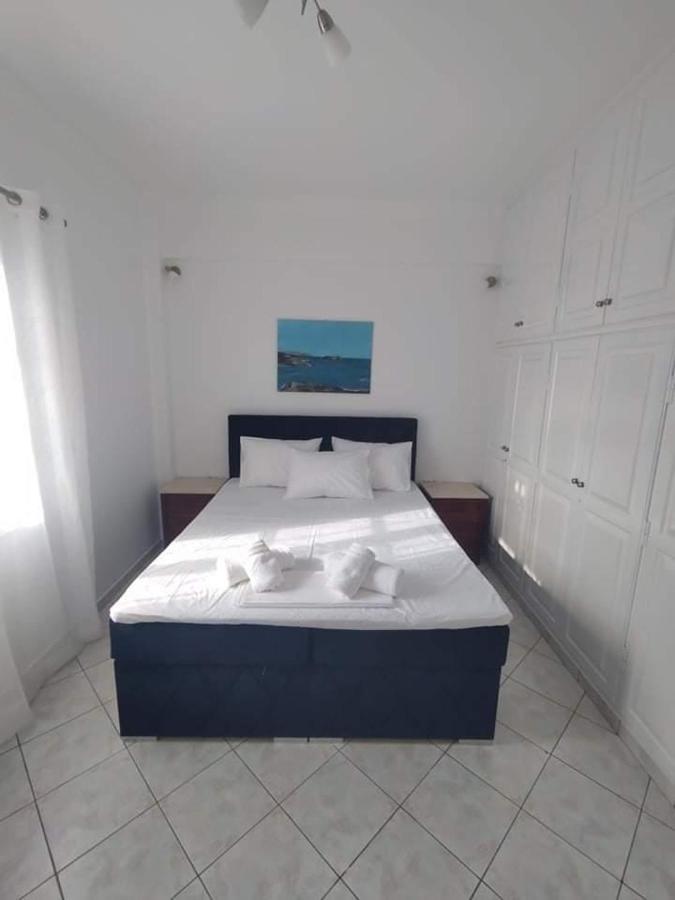 Xristiana'S House Apartment Tinos Exterior photo